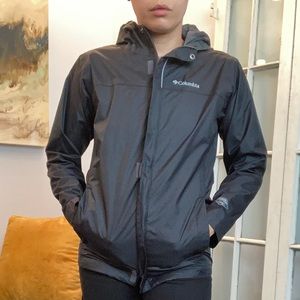 🚫SOLD🚫 Columbia Boys Watertight Jacket Medium